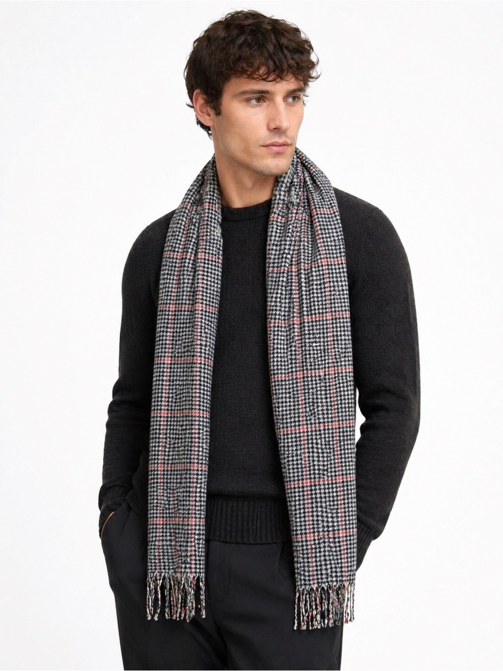 Lands' End Plaid
Scarf Black White Red Houndstooth Fringe Winter
Classic Cozy